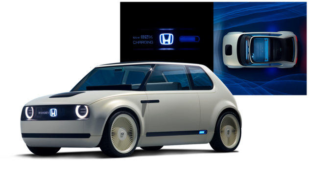 Front three-quarter facing Honda Clarity Fuel Cell with Honda logo.