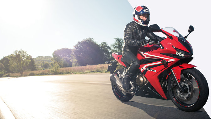 Frontansicht der CBR500R