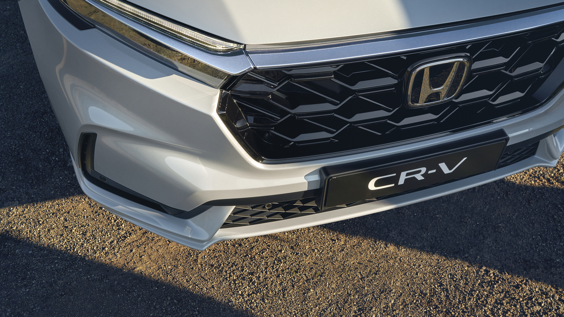 Honda CR-V Hybrid, Nahaufnahme des Frontgrills.