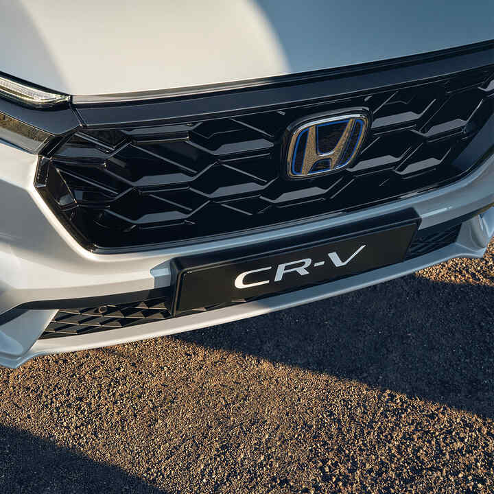 Honda CR-V Hybrid, Nahaufnahme des Frontgrills.