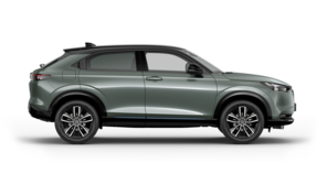 Seitenansicht eines weißen Honda HR-V Hybrids