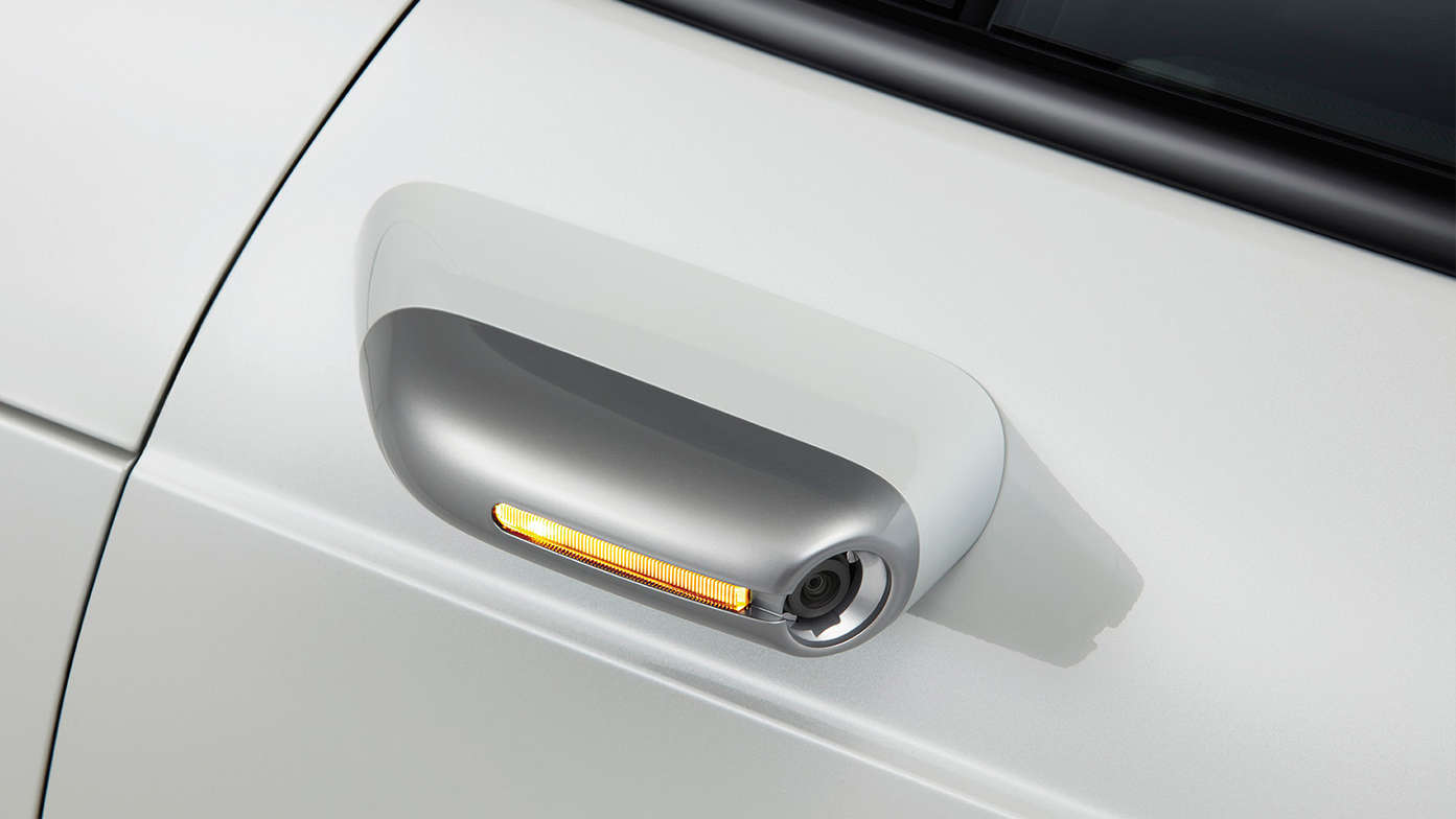Nahaufnahme der CMS-Abdeckung (Camera Mirror System)