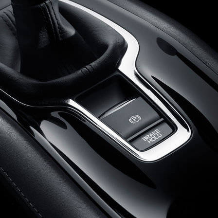 Nahaufnahme der Bedienelemente im Innenraum des Honda HR-V.