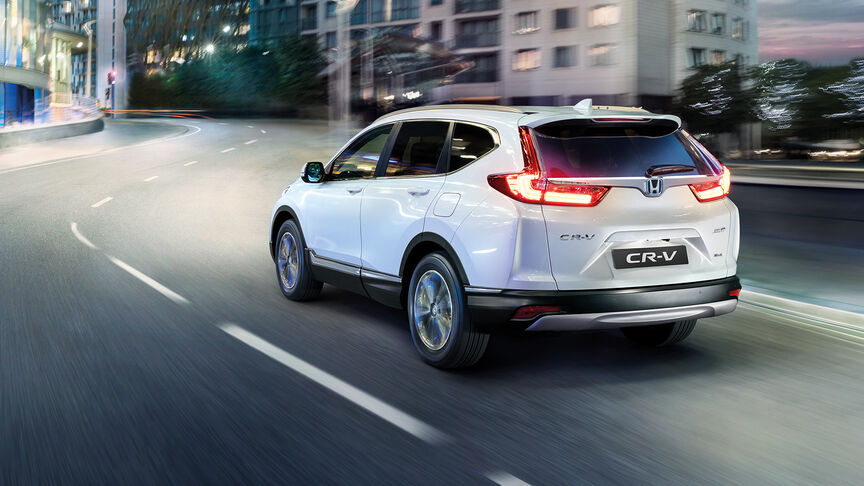 Honda HR-V auf Landstraße, Frontansicht