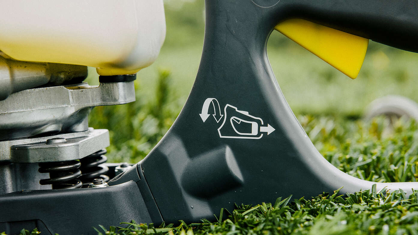 Heckenscheren, Nahaufnahme Schalter