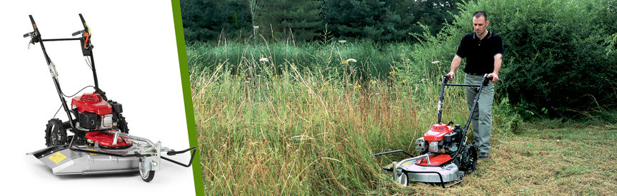 Grasschneider in 3/4-Frontansicht. Lifestyle-Aufnahme.