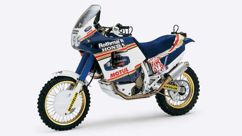 Honda NXR-750, Seitenansicht im Studio.