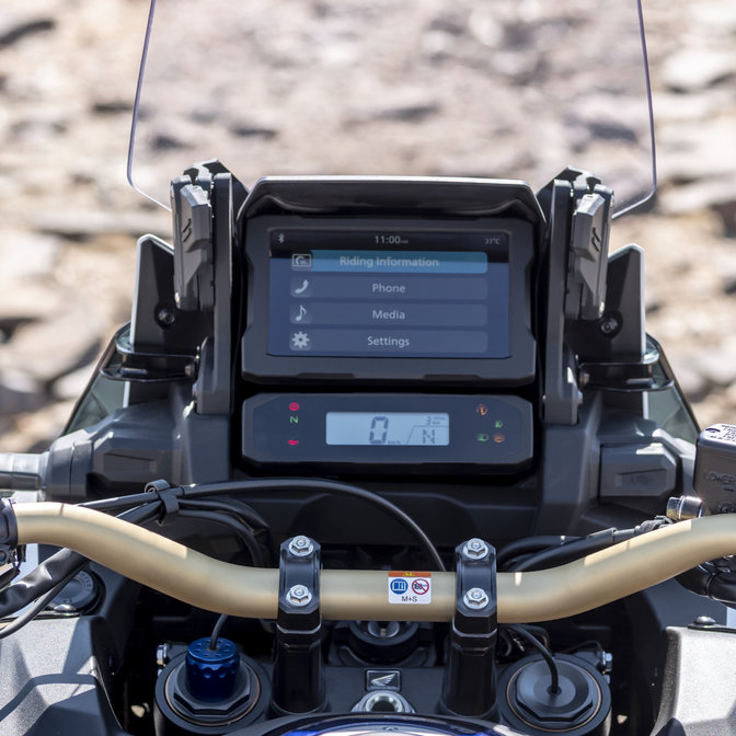 Honda Africa Twin Adventure Sports, Nahaufnahme des Verbrauchszählers