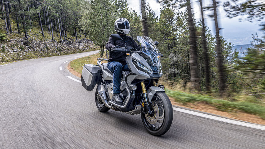 Honda maxi scooter hotsell 2020