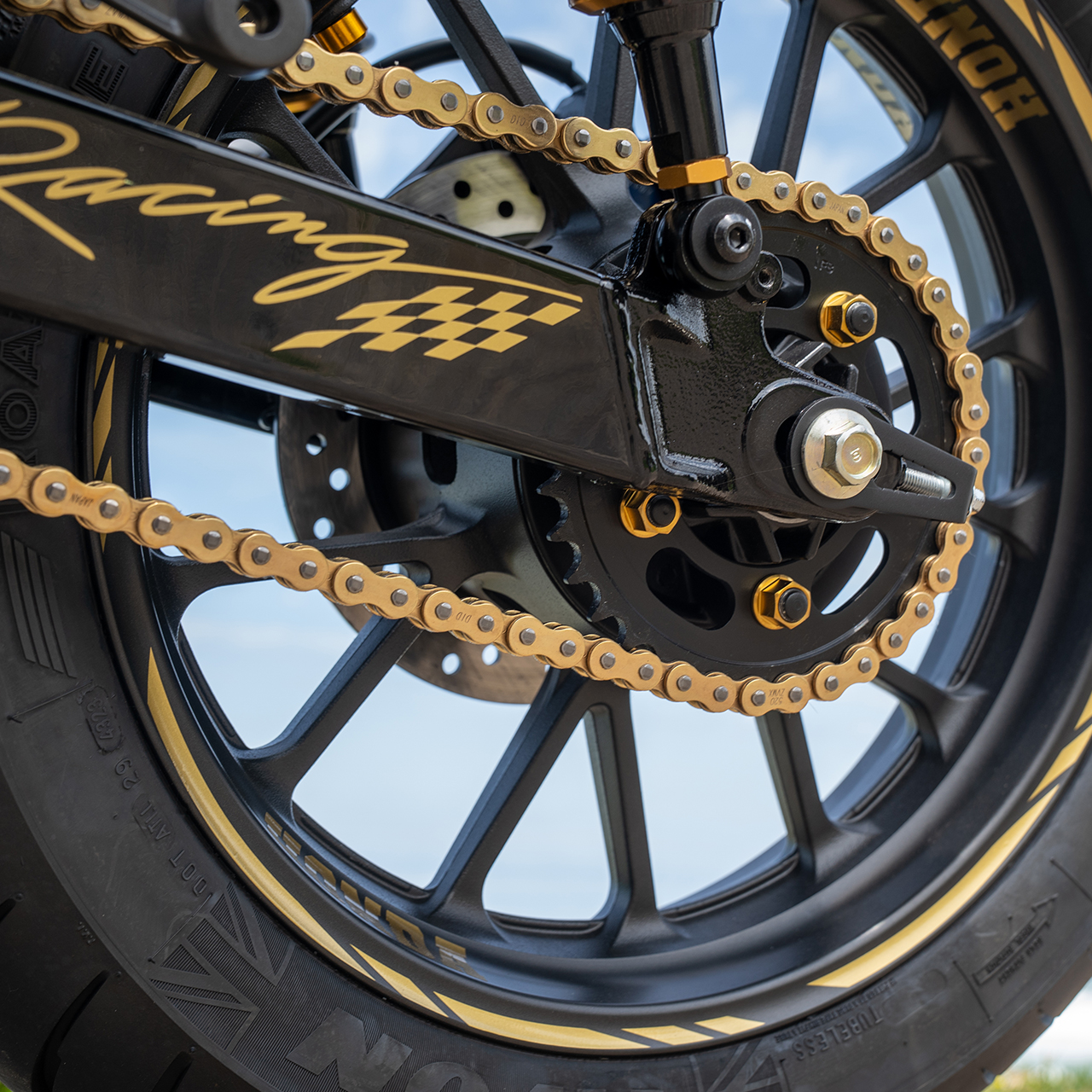 Grand(B)rix Custom GB350S, Hinterrad und Kette