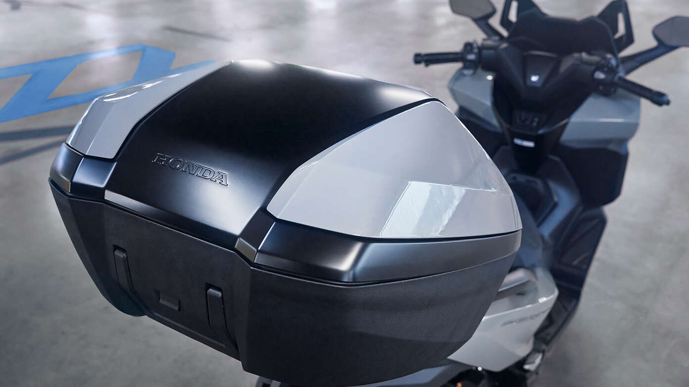 Honda Forza 125 Smart Top Case (45 l).
