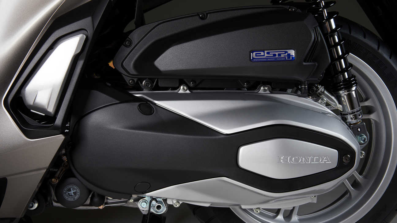 Honda SH350i – leistungsstarker, flüssigkeitsgekühlter Motor mit 4 Ventilen und SOHC