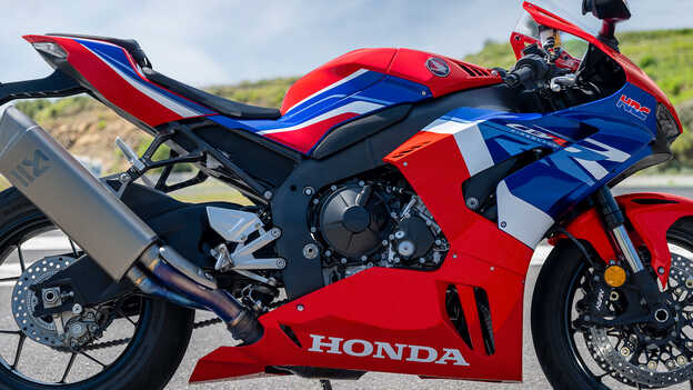 Honda CBR1000RR-R Fireblade mit hochtourigem Motor