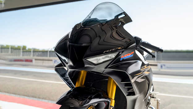 Honda CBR1000RR-R Fireblade SP mit HRC-Luftkanal mit direktem Einlass