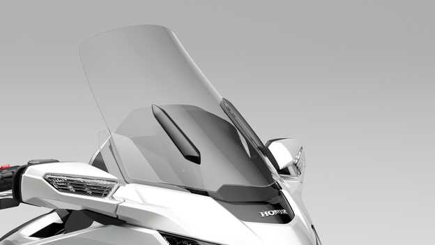 Honda Gold Wing Tour, großes elektrisch verstellbares Windschild