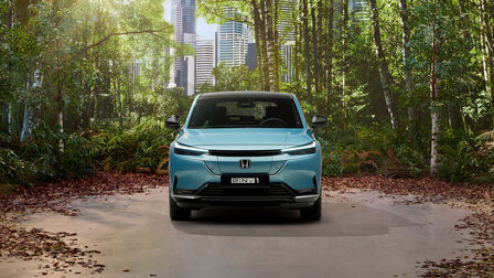 Der neue vollelektrische SUV Honda e:Ny1