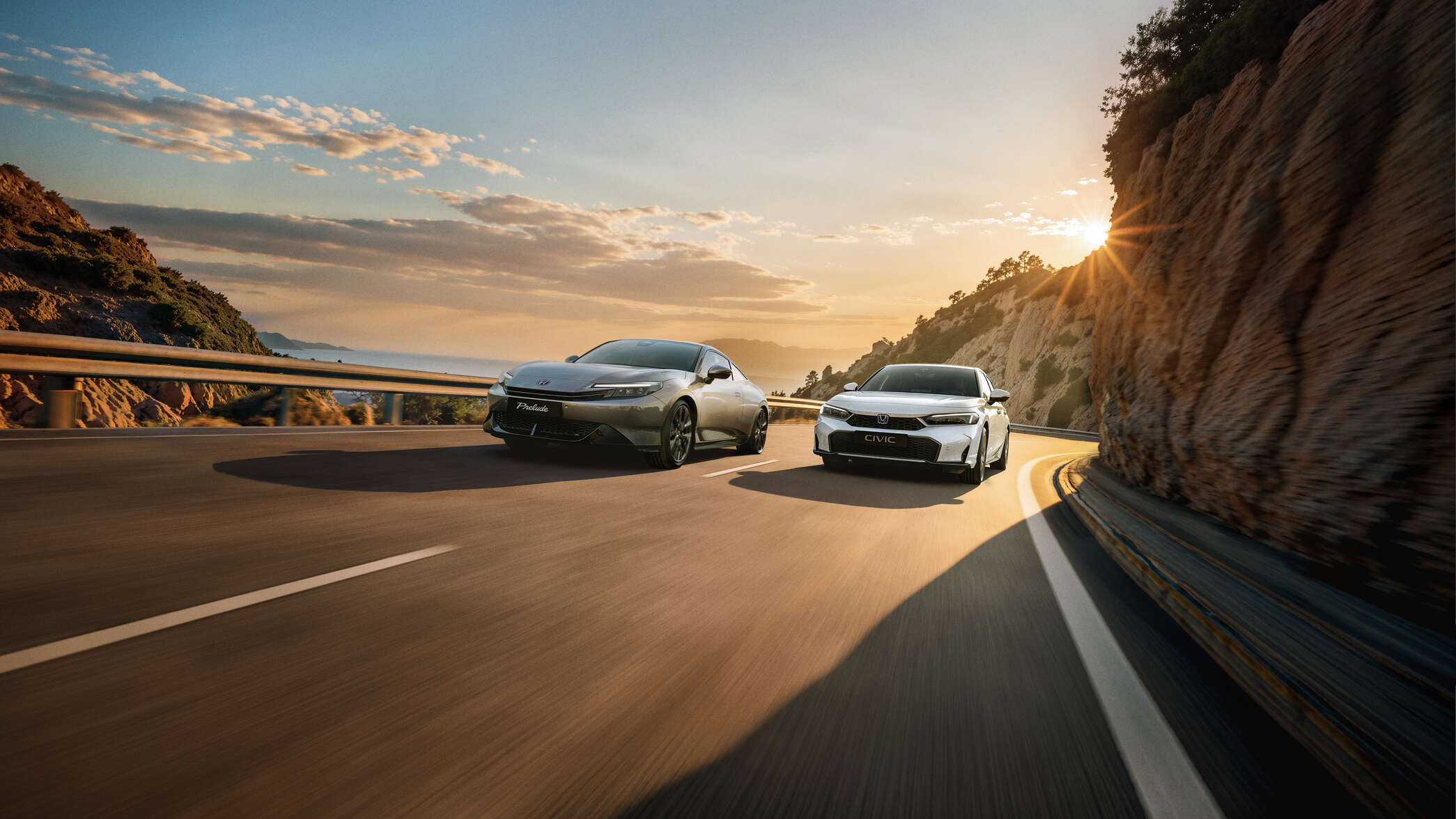 Civic in 3/4-Frontansicht außen.