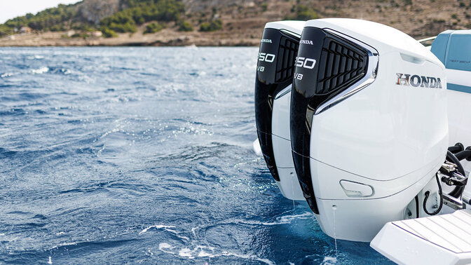 Honda BF350 Seitenansicht