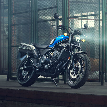CL500 in Candy Caribbean Blue Sea