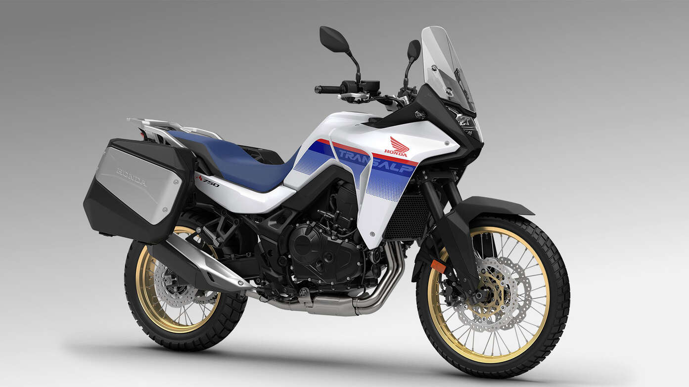 XL750 Transalp mit Touring-Paket.