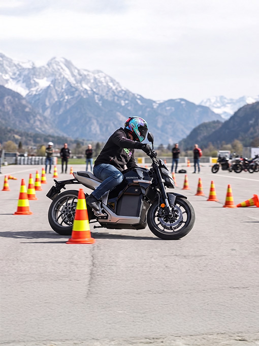 Honda Motorrad Bewerbung zum WN7 Moto Gymkhana