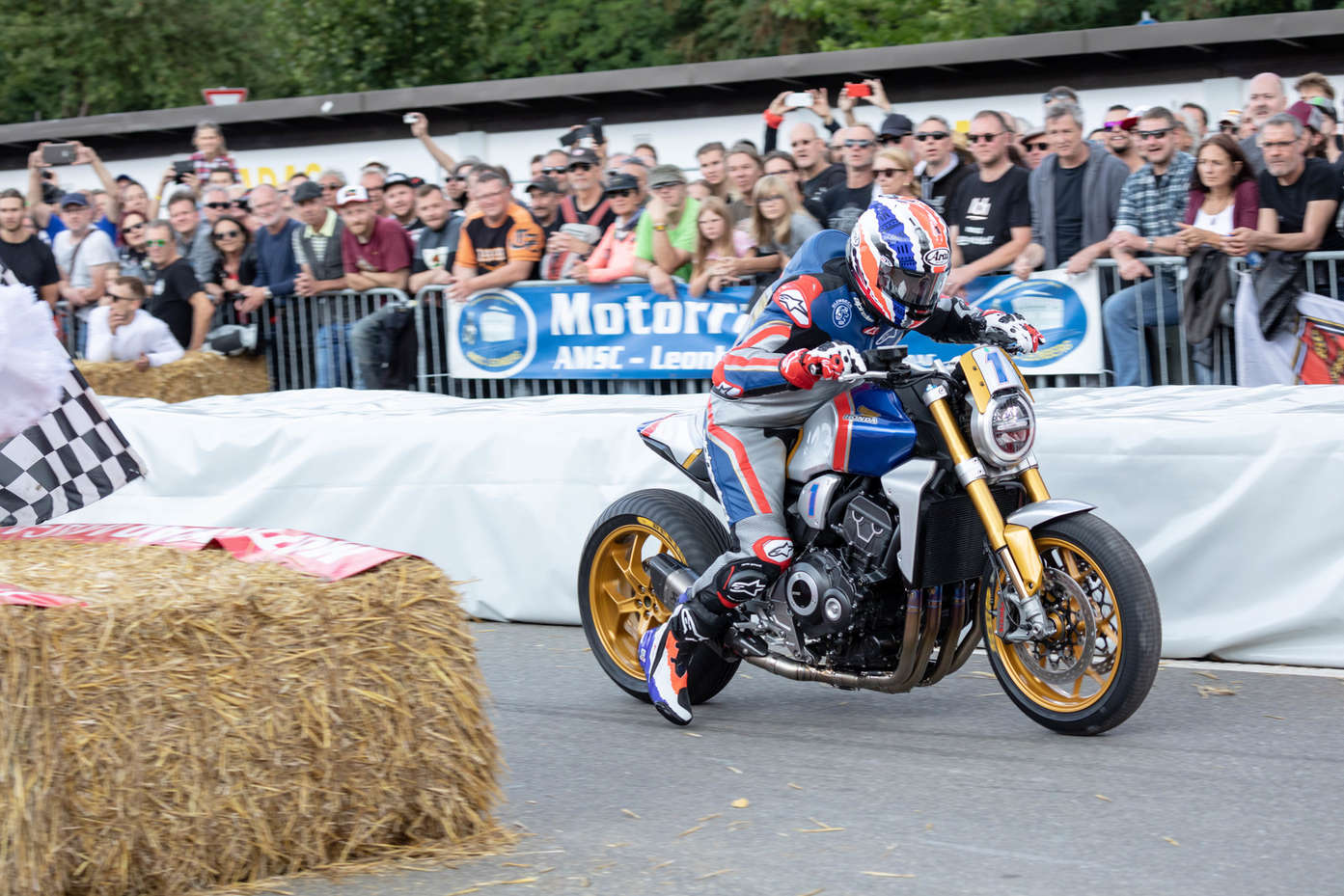 Glemseck CB1000R auf der Rennstrecke Ziel