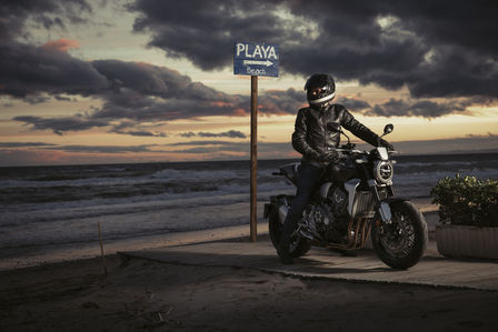 CB1000R