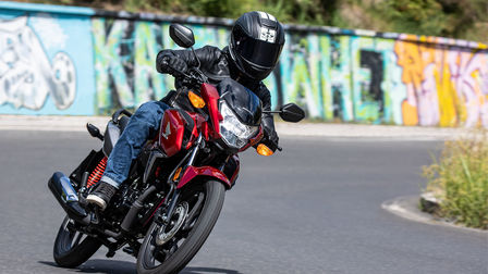 CB125F